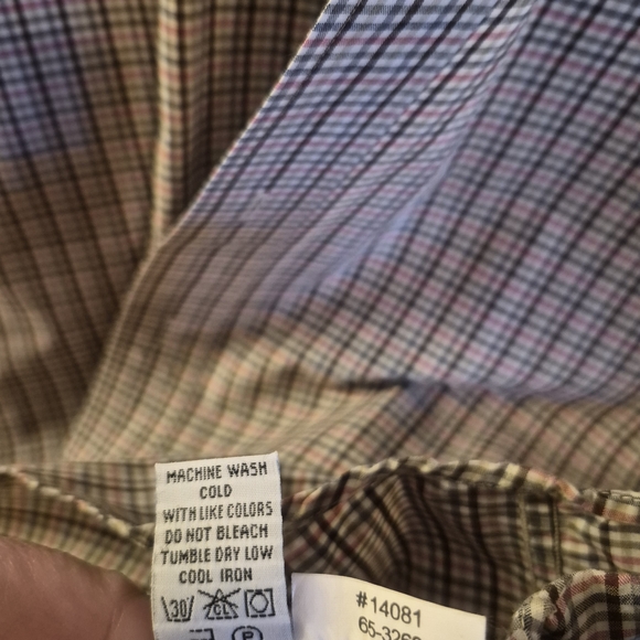 Orvis Men's Blue and Red Plaid Dress Shirt - Picture 3 of 8